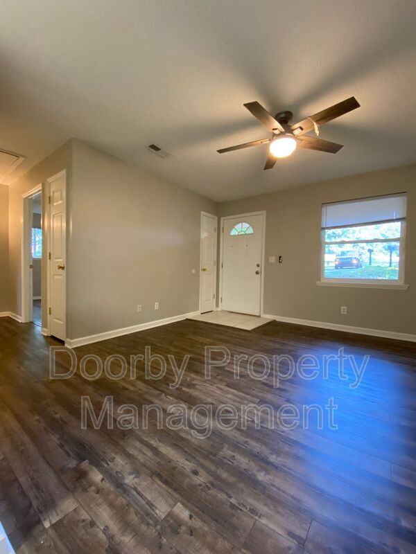 Foto del edificio - 1600 Duke Ln