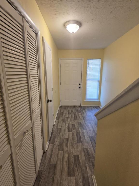 Foto del edificio - 46 Sandalwood Cir