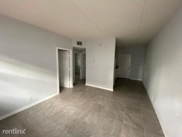 Building Photo - 2 br, 1 bath  - 608 5th St