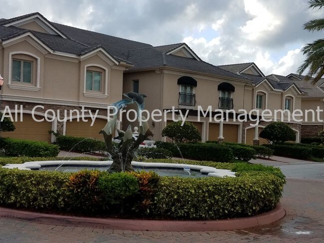 Building Photo - 601 Saxony Blvd