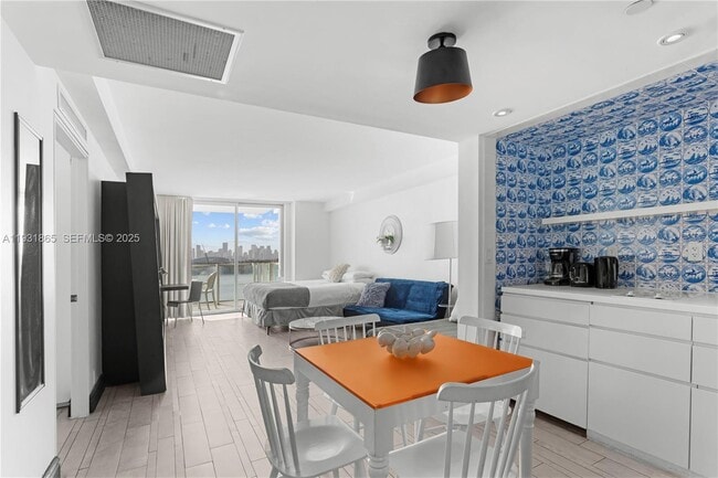 Foto del edificio - 1100 West Ave