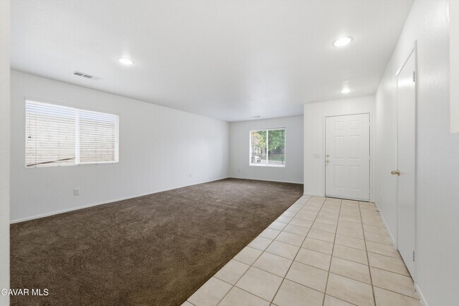 Foto del edificio - 42144 Madison Dr