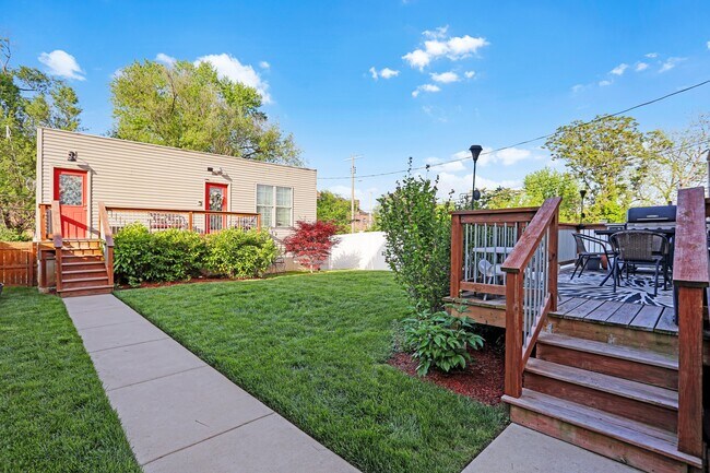 Building Photo - 4333 Delmar Blvd