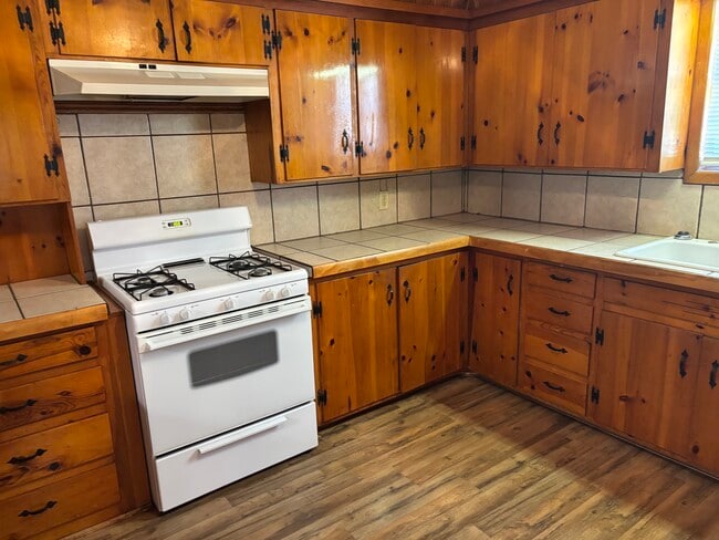 Building Photo - 507 Dixie Dr