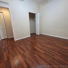 Building Photo - 1640 Presidential Way