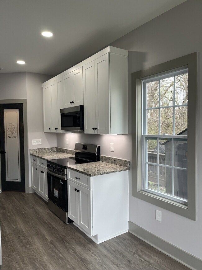 Foto del edificio - 2922 Painted Pony Dr