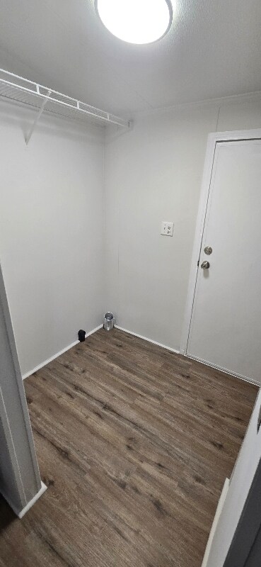 Foto del edificio - 546 Osprey Creek Cir