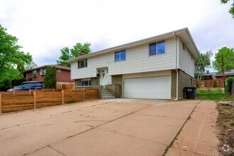 Building Photo - 4465 W Yale Ave