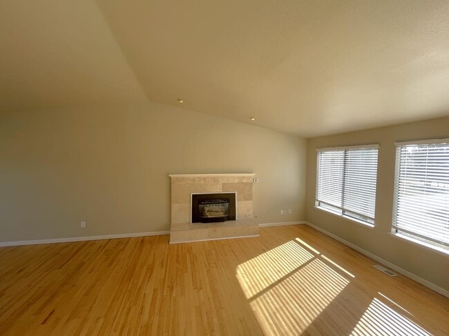 Building Photo - 21860 SE 270th St