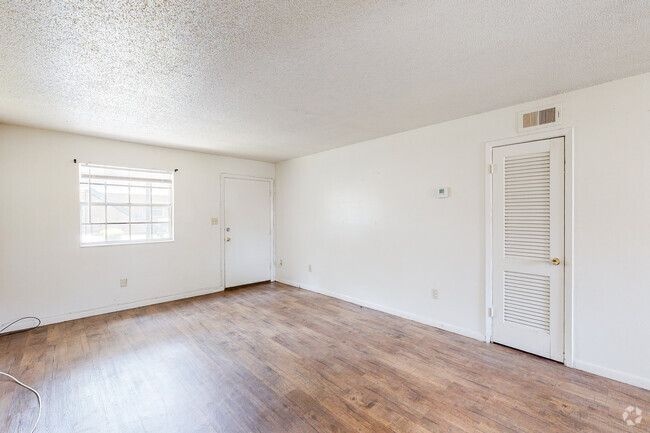 1BD 1BA 800SF 1C - Lillian Square Apartments