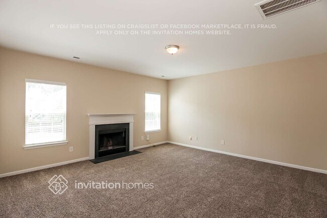 Foto del edificio - 8422 Oak Dr