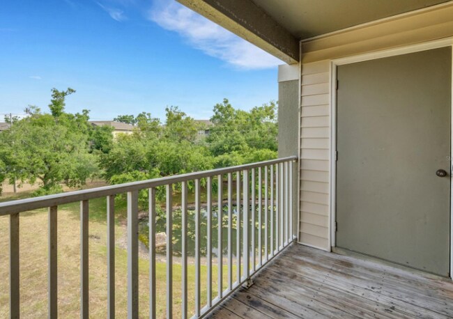 Building Photo - 4340 Summer Landing Dr