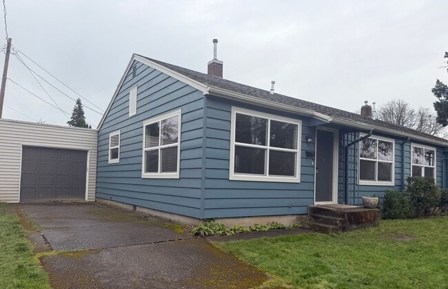 Building Photo - 260 E Sherman St