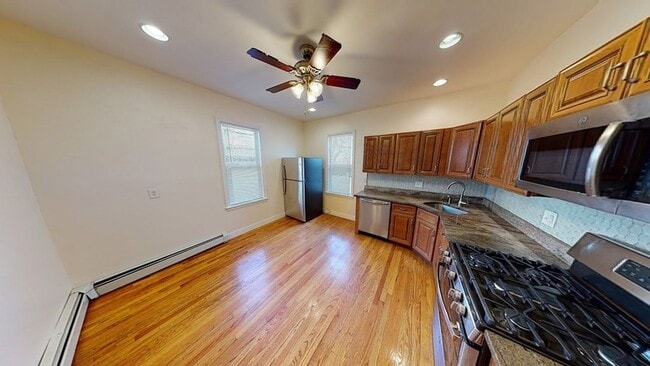 Photo - 55 Hazleton St Apartment