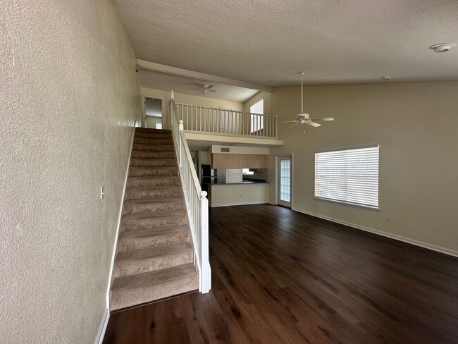 Building Photo - 4128 Castellan Dr