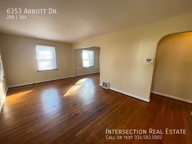 Foto del edificio - 6353 Abbott Dr