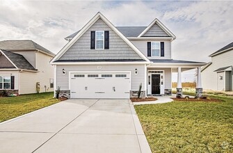 Building Photo - 5252 Debut Ave