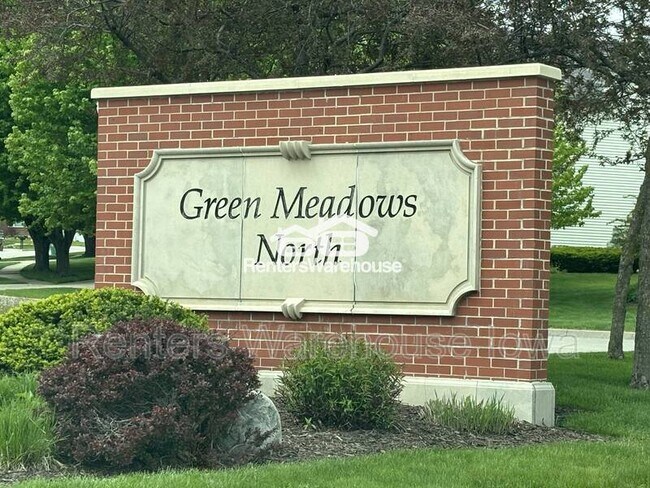 Foto del edificio - 9015 Telford Cir