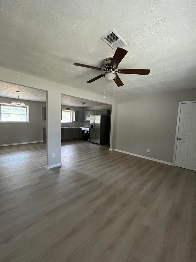 Building Photo - 2922 Panhandle Cir