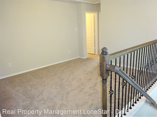 Building Photo - 3 br, 2.5 bath House - 1251 Lamar Drive