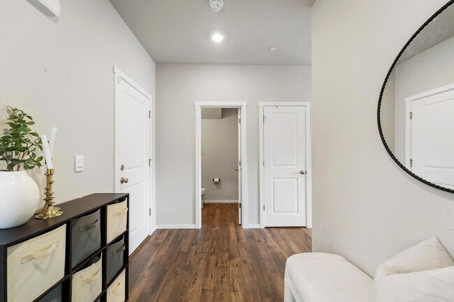 Building Photo - Beautiful Home in Puyallup