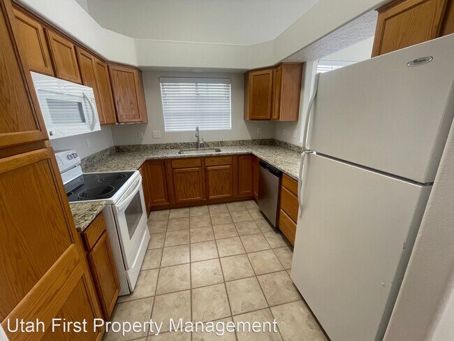 Building Photo - 2 br, 1.5 bath House - 144 s 6250 W