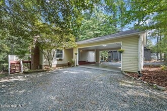 Building Photo - 155 Edgewater Dr