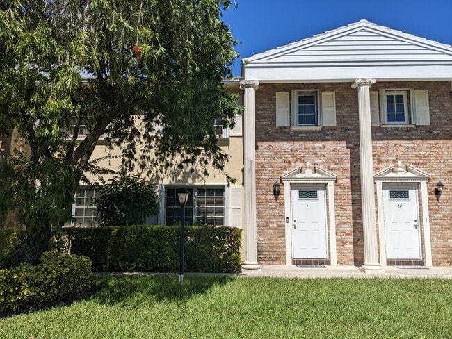 Photo - 90 SW 5th Ave Apartment