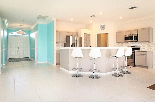 Foto del edificio - 1422 Fairway Cir