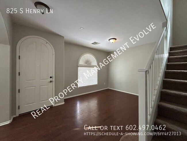 Foto del edificio - COME TOUR TODAY!