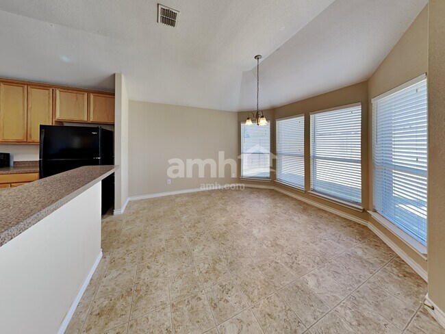 Foto del edificio - 4709 Ashbury Lane