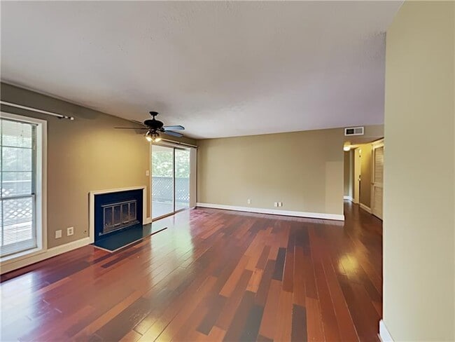 Building Photo - 1334 Weatherstone Way NE