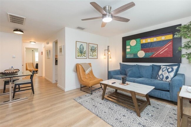 Building Photo - 4914 Hazner St