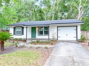 Building Photo - 4814 SW 57th Dr