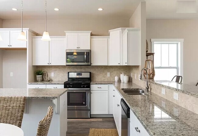 Foto del edificio - Outstanding Neighborhood in Saugatuck for Long Term Lease!