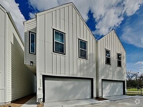 Building Photo - 9902 Clark Rd