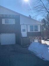 Building Photo - 2015 Sherri Ct