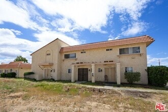 Building Photo - 43614 Stanridge Ave