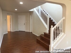 Building Photo - 120 Saddle Horn