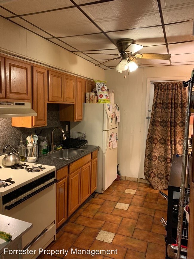 Foto del edificio - 1322 Dickinson St