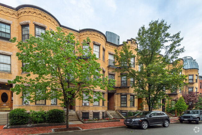 Building Photo - 179 Saint Botolph St