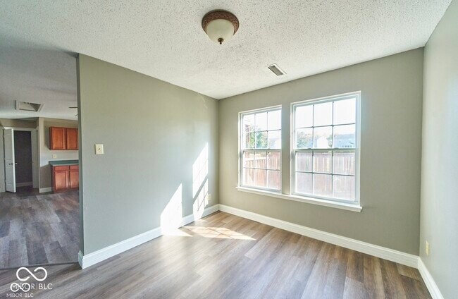 Building Photo - 14337 Weeping Cherry Dr