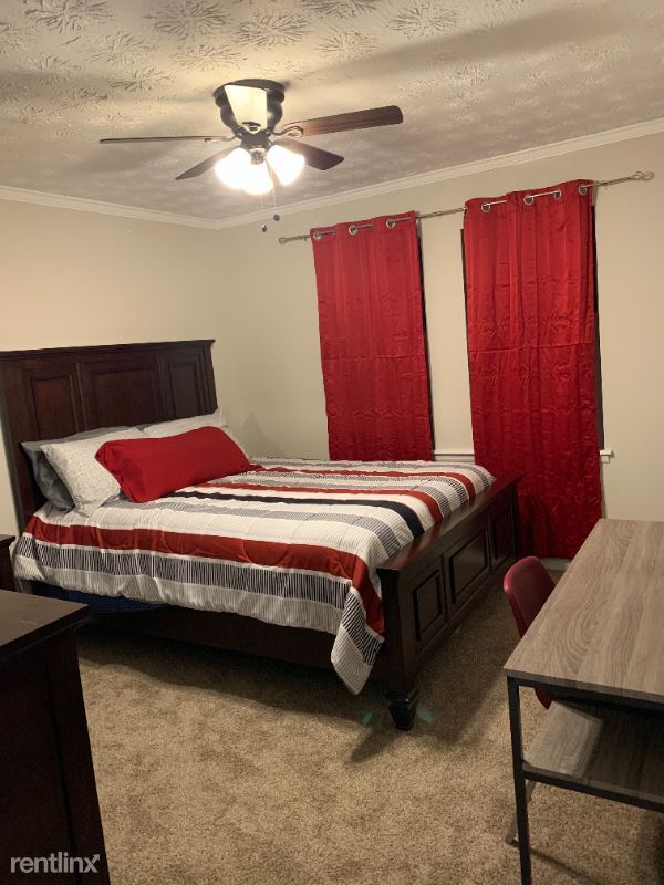Foto del edificio - 4 br, 3 bath House - 3001 Mill Court