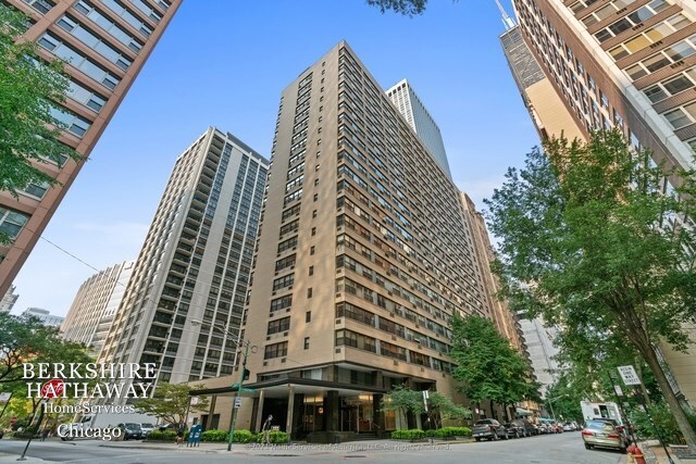 Foto principal - 850 N Dewitt Place