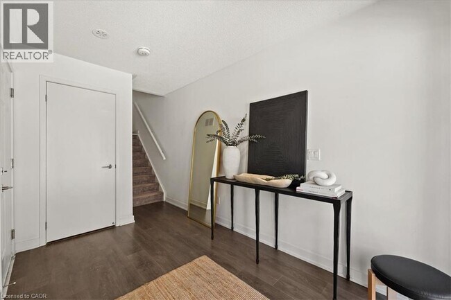 Photo du bâtiment - 1121 Cooke Blvd.