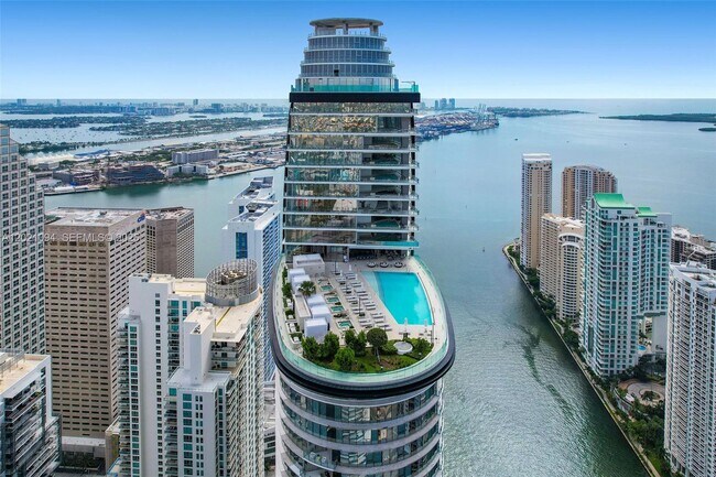 Foto del edificio - 300 Biscayne Blvd Way