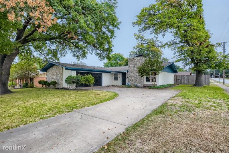 Primary Photo - 3 br, 2 bath House - 1241 Evergreen Drive ...