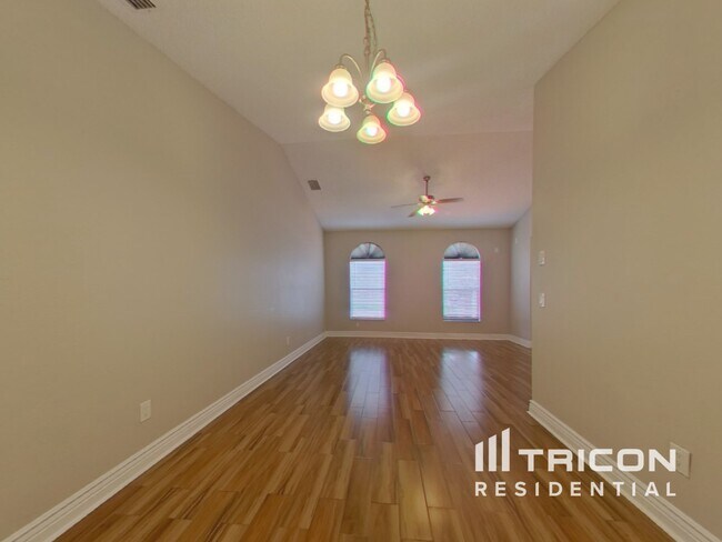 Building Photo - 8201 Golden Bear Loop