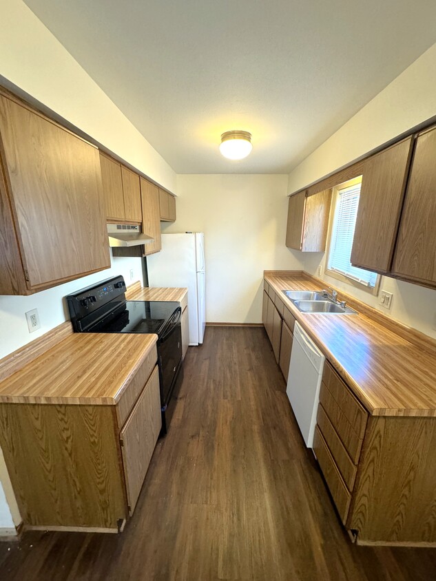 Galley - 6740 Jacobs Way