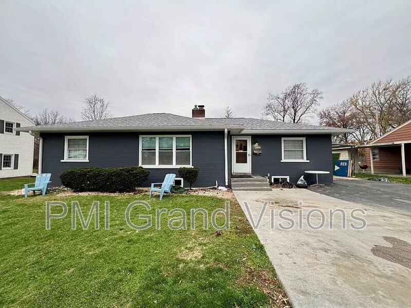 Primary Photo - 1528 Division St